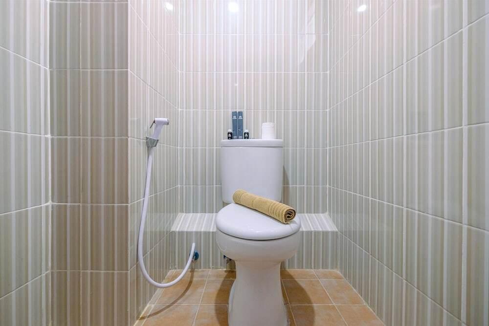 Comfort and Simply Studio Cinere Resort Apartment — фото 6
