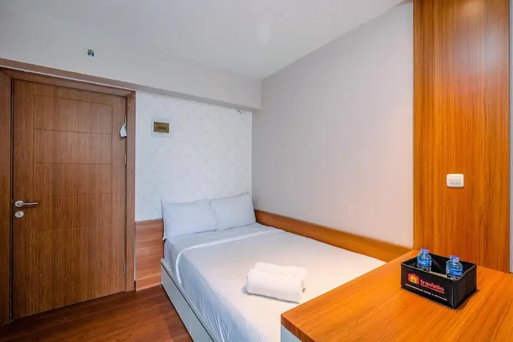Comfort and Simply Studio Cinere Resort Apartment — фото 1