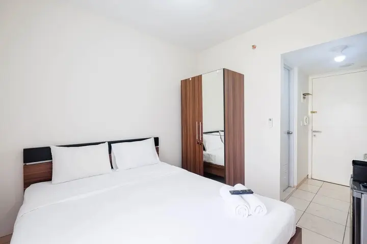Бекаси: Comfortable Studio at Springlake Summarecon Bekasi Apartment