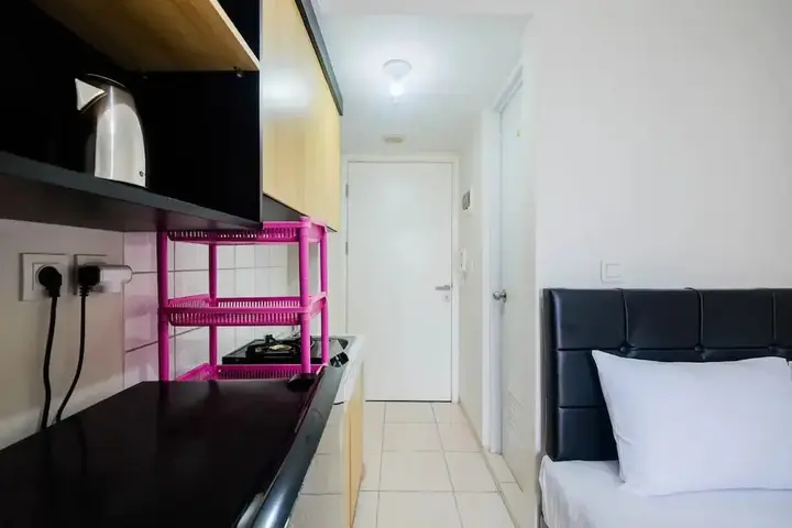 Бекаси: Comfortable Springlake Summarecon Studio Apartment near Mall