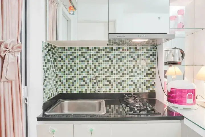 Джакарта: Elegant 2BR at Bassura City Apartment