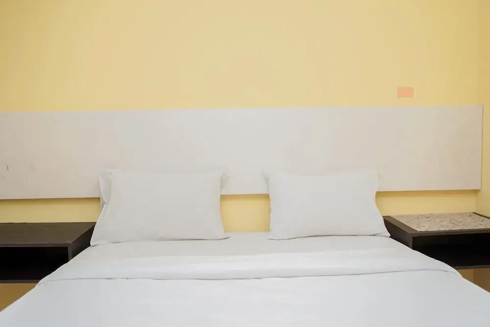 Тангеранг: Spacey 2BR Apartment at Great Western Resort