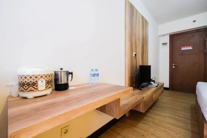 Депок: Simple And Homey Studio Room At Cinere Resort Apartment