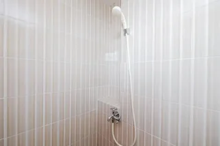 Депок: Simple And Homey Studio Room At Cinere Resort Apartment