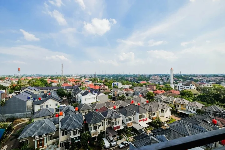 Депок: Simple And Homey Studio Room At Cinere Resort Apartment