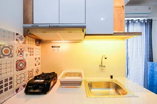 Депок: Simple And Homey Studio Room At Cinere Resort Apartment