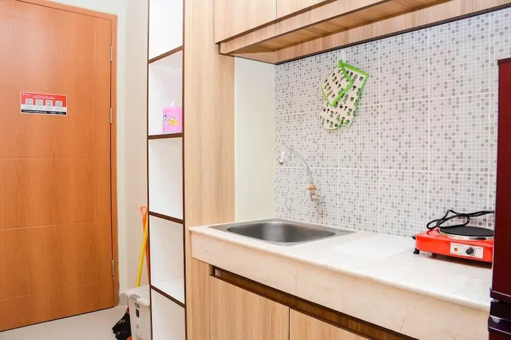 Депок: Cozy Studio with Single Bed at Evenciio Margonda Apartment