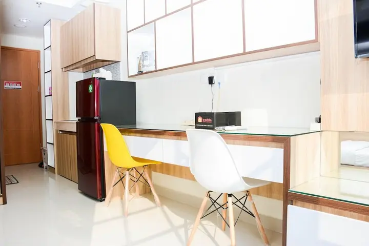 Депок: Cozy Studio with Single Bed at Evenciio Margonda Apartment