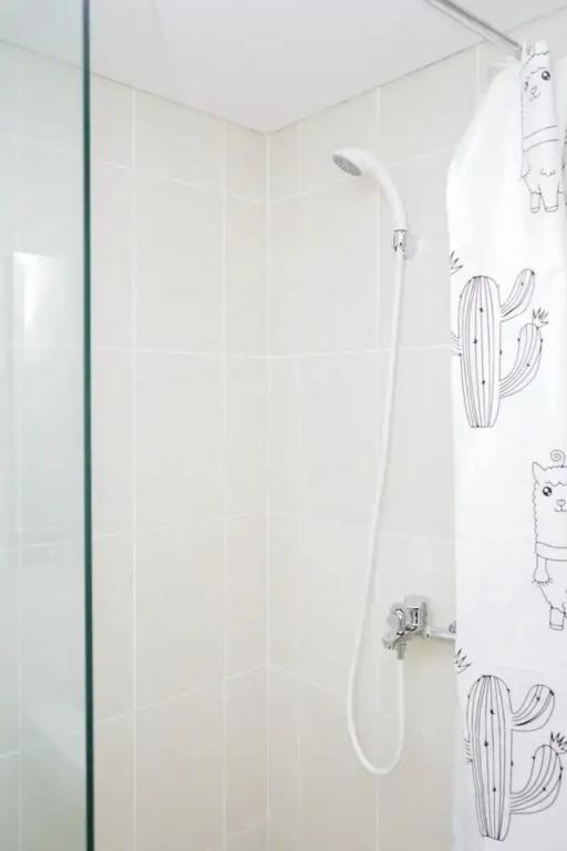 Legok: Fully Furnished And Comfortable 3Br Apartment At M-Town Residence