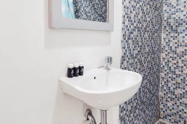 Тангеранг: Homey Studio Apartment At Aeropolis Residence Near Soetta