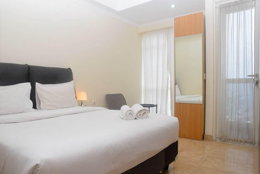 Джакарта: Cozy Studio At Menteng Park Apartment