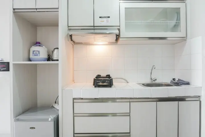 Депок: Cozy Studio At Park View Condominium Margonda Apartment