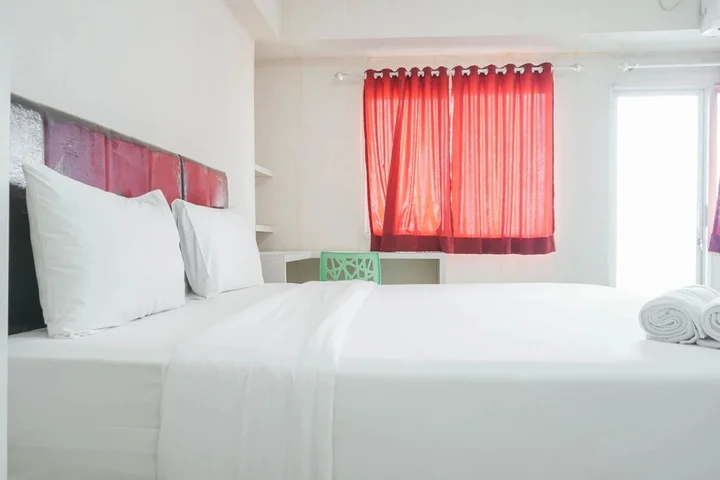 Депок: Cozy Studio At Park View Condominium Margonda Apartment