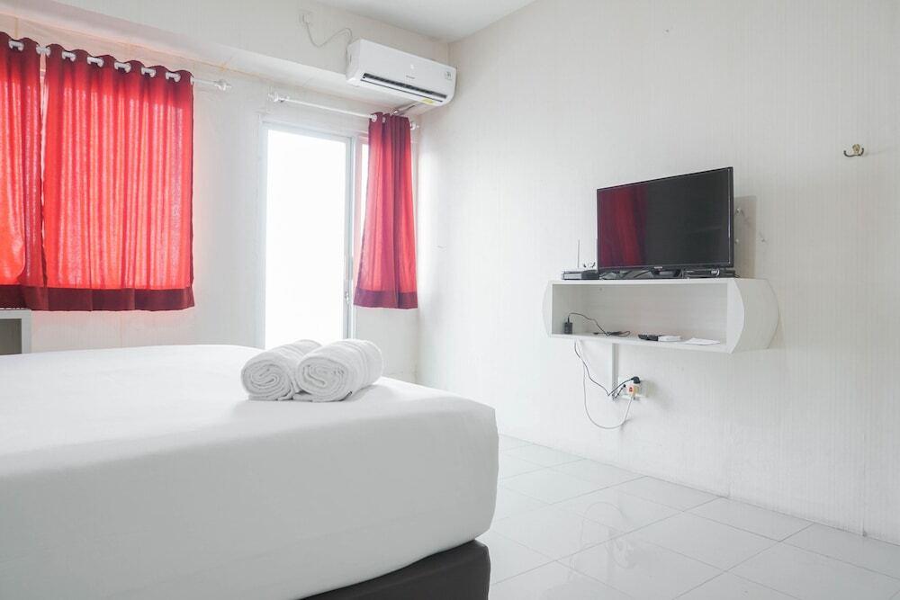 Cozy Studio At Park View Condominium Margonda Apartment — фото 5