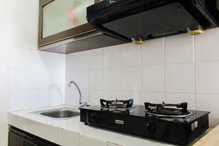 Депок: Comfy 2Br Apartment At Park View Condominium