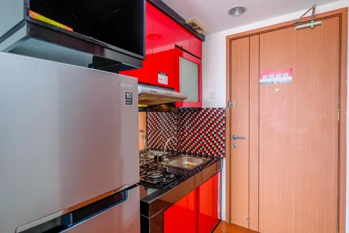 Депок: Comfortable Studio Apartment At Margonda Residence 3