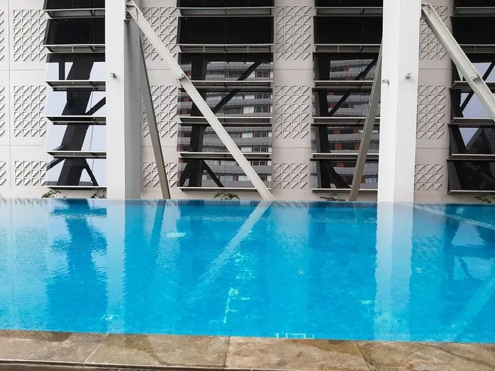 Тангеранг: Comfortable And High Floor 1Br Paddington Heights Apartment