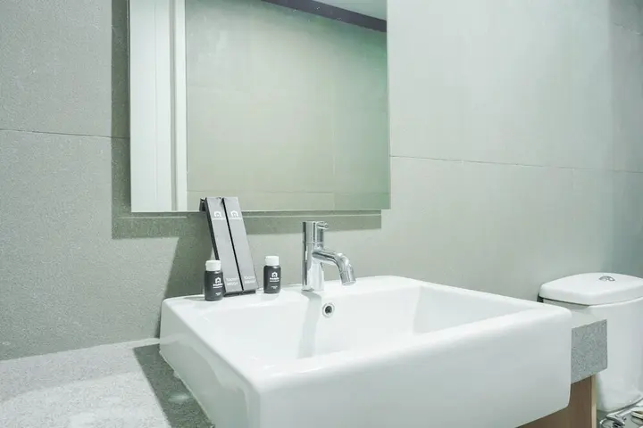 Тангеранг: Comfortable And High Floor 1Br Paddington Heights Apartment