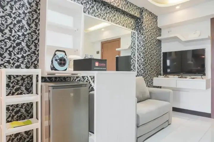 Luxury 2Br At Cinere Resort Apartment — фото 3
