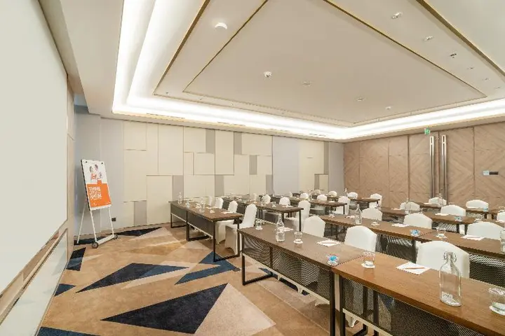 Джакарта: Harris Suite Puri Mansion