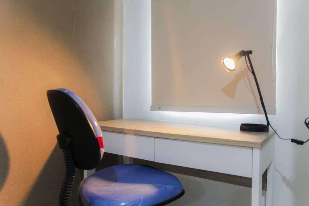 Fully Furnished with Cozy Design Studio Apartment Springwood Residence — фото 5