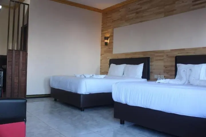 Надисари: Rahayu Jawarika Bromo Hotel