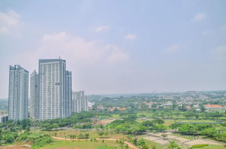 Legok: Fully Furnished with Modern Design Studio Sky House BSD Apartment