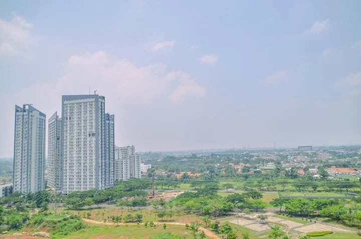 Legok: Fully Furnished with Modern Design Studio Sky House BSD Apartment