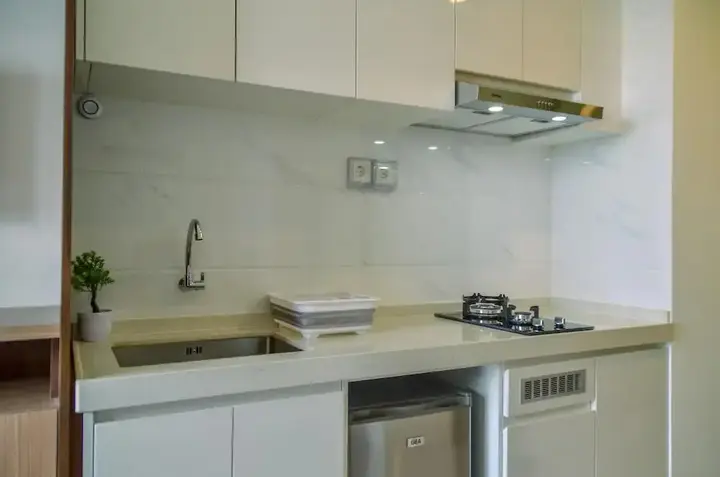 Legok: Fully Furnished with Modern Design Studio Sky House BSD Apartment