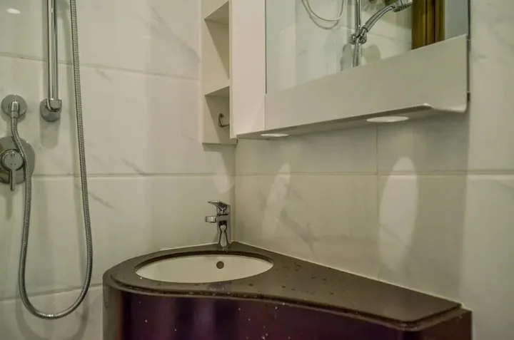Legok: Fully Furnished with Modern Design Studio Sky House BSD Apartment