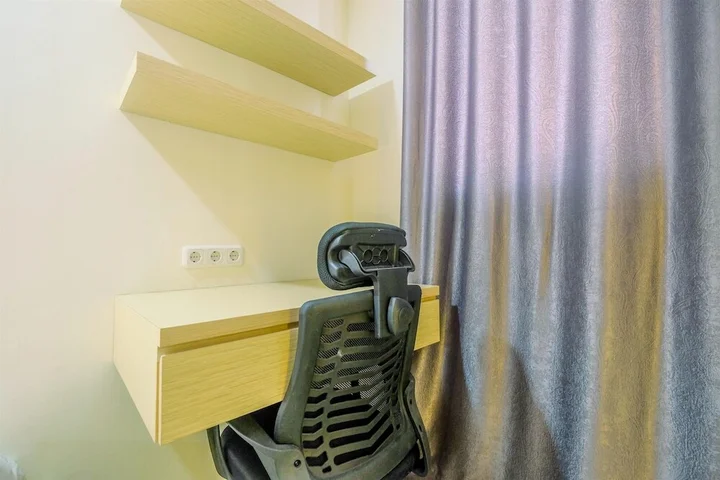 Депок: Cozy Living Studio Room at Evenciio Margonda Apartment