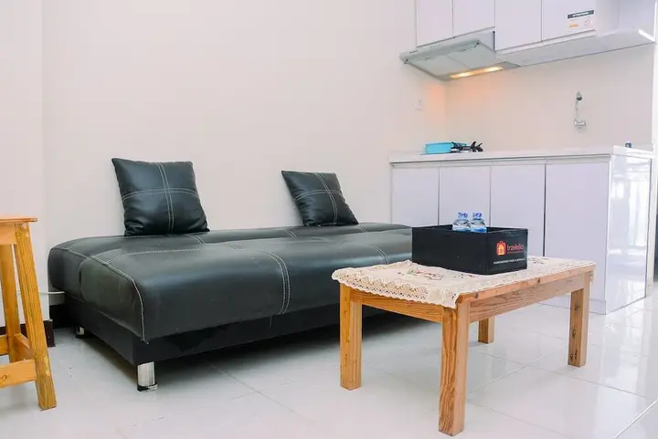 Minimalist and Stylish 2BR Cinere Resort Apartment — фото 5