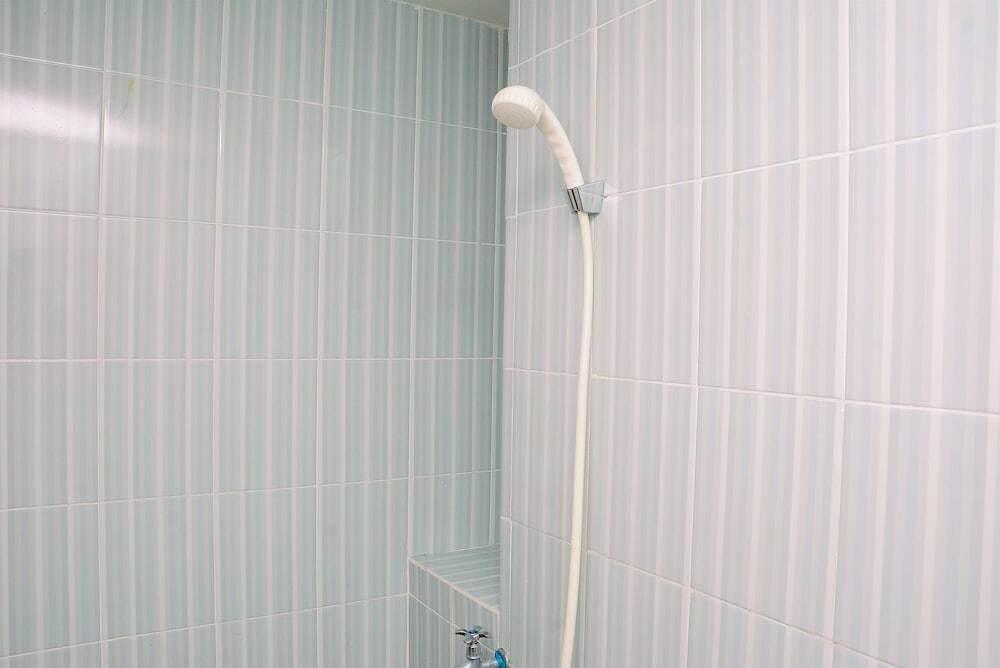 Депок: Minimalist and Stylish 2BR Cinere Resort Apartment