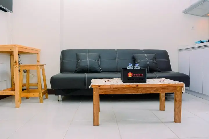 Депок: Minimalist and Stylish 2BR Cinere Resort Apartment