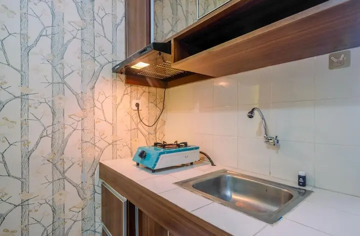 Депок: Comfortable and Tidy Studio at Cinere Resort Apartment