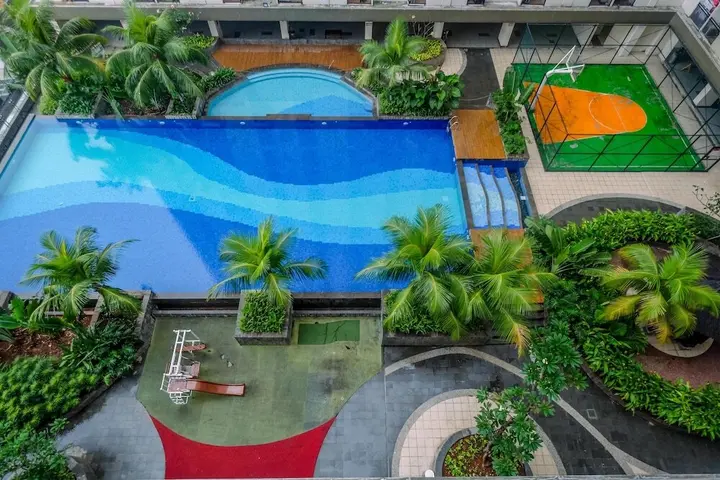 Депок: Comfortable and Tidy Studio at Cinere Resort Apartment