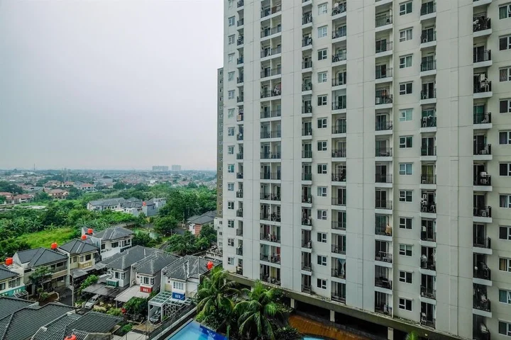 Депок: Comfortable and Tidy Studio at Cinere Resort Apartment