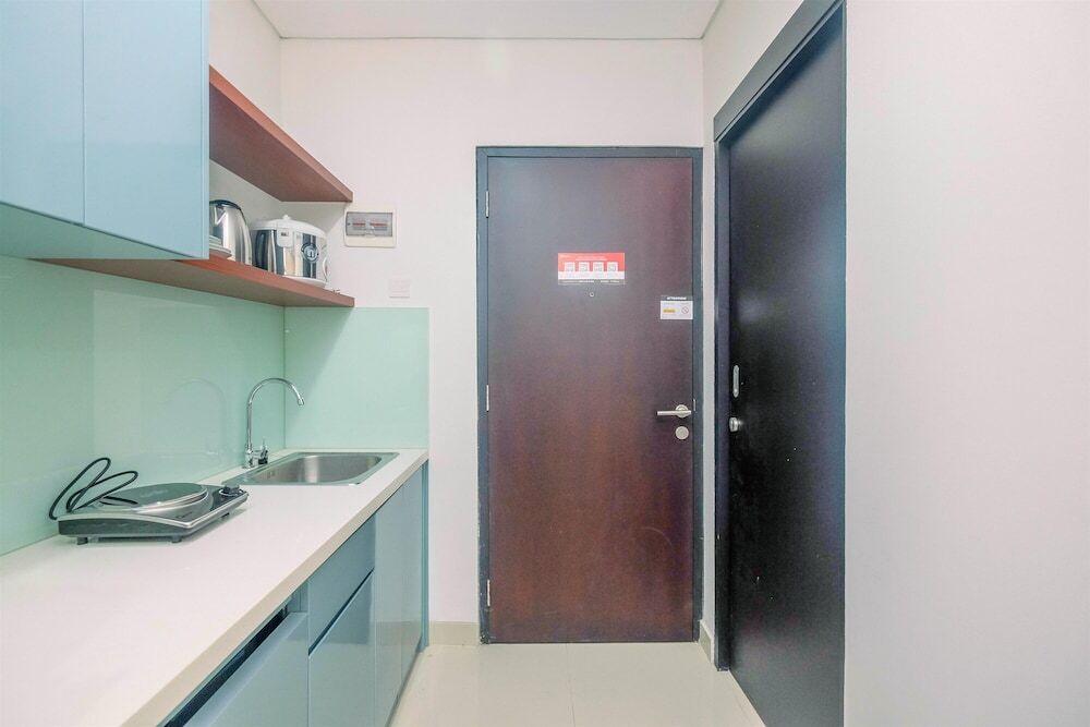 Депок: Cozy Living 1BR Apartment at Atlanta Residences