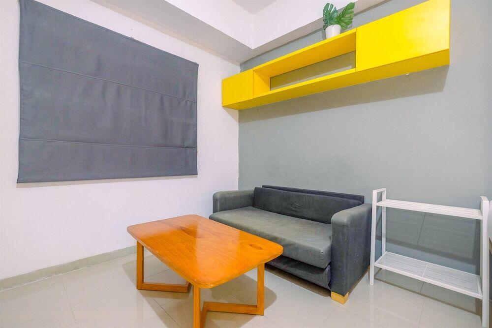 Депок: Warm and Cozy Studio Park View Condominium Apartment