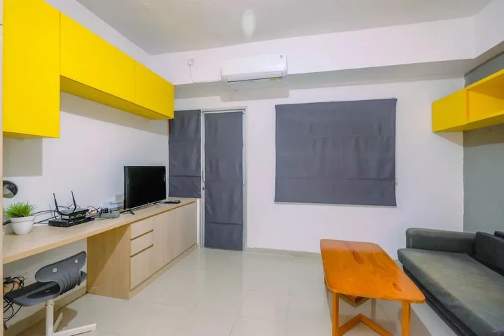 Депок: Warm and Cozy Studio Park View Condominium Apartment