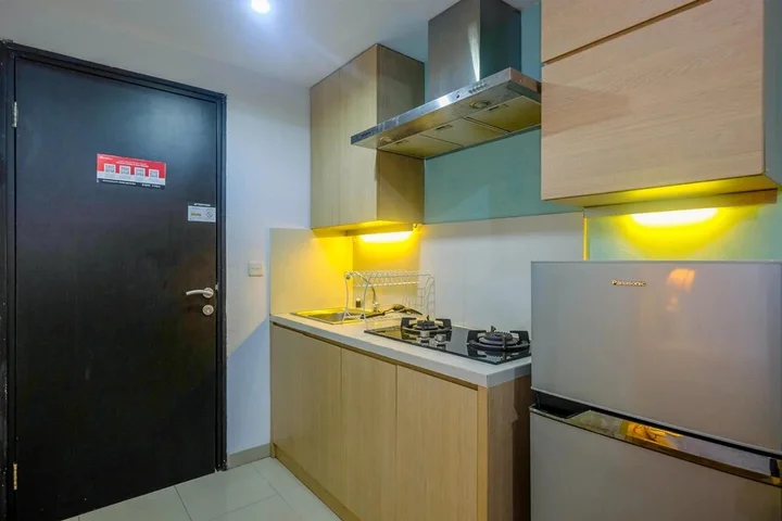 Депок: Warm and Cozy Studio Park View Condominium Apartment