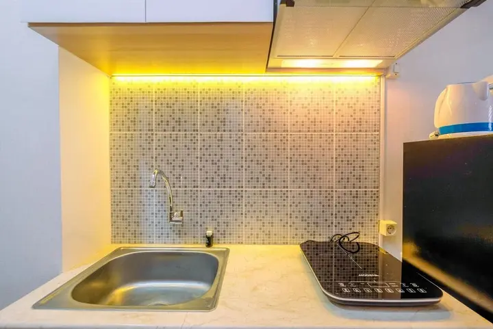 Депок: Good Deal Studio At Evenciio Apartment Margonda Near Ui
