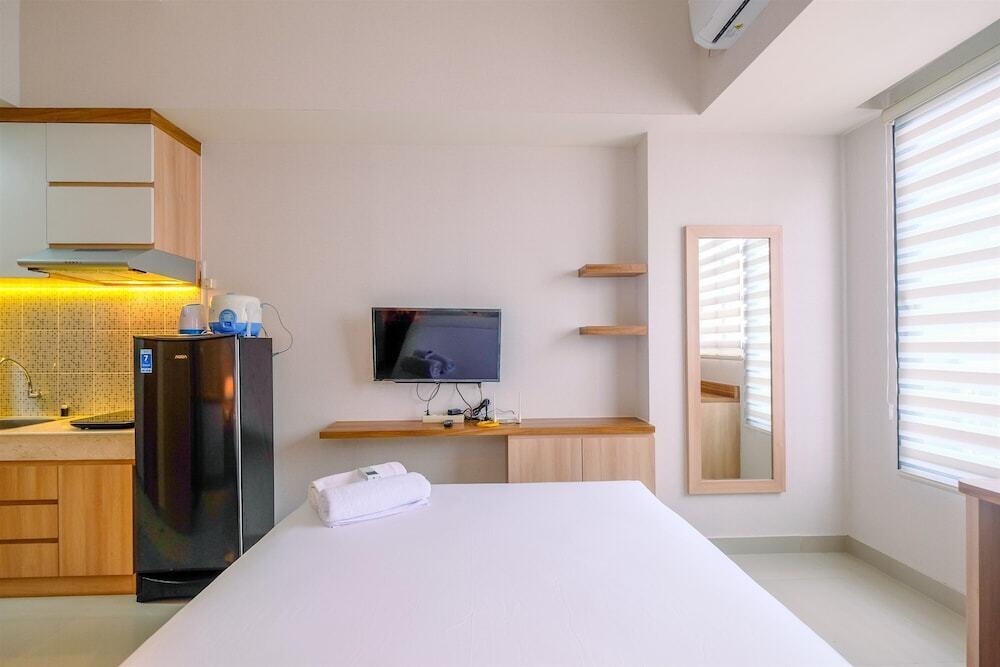 Good Deal Studio At Evenciio Apartment Margonda Near Ui — фото 3