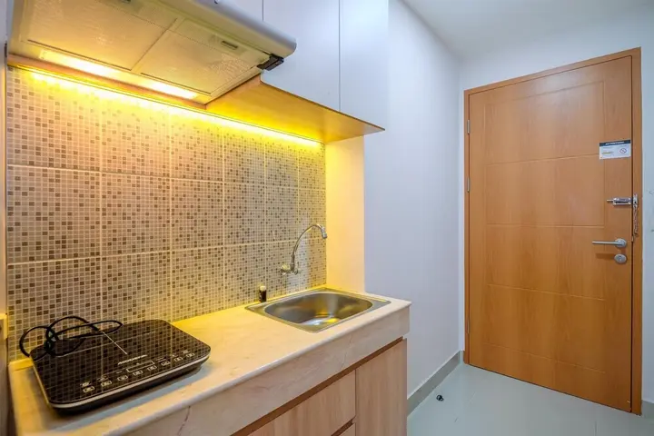 Депок: Cozy Living Studio At Evenciio Apartment Margonda Near Ui