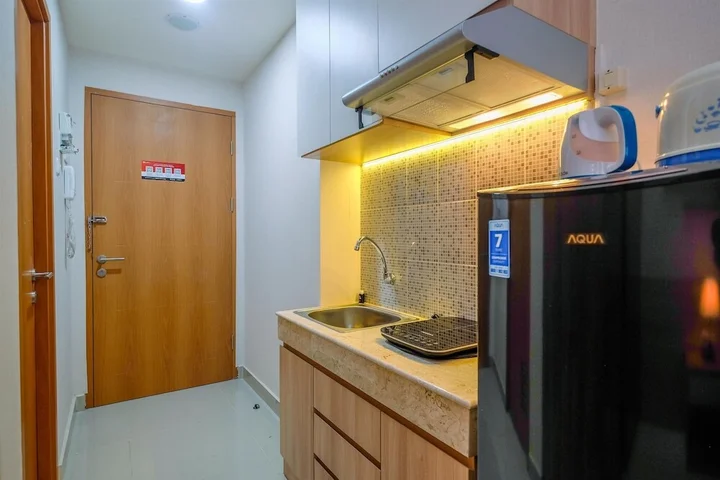 Депок: Elegant Studio At Evenciio Apartment Margonda