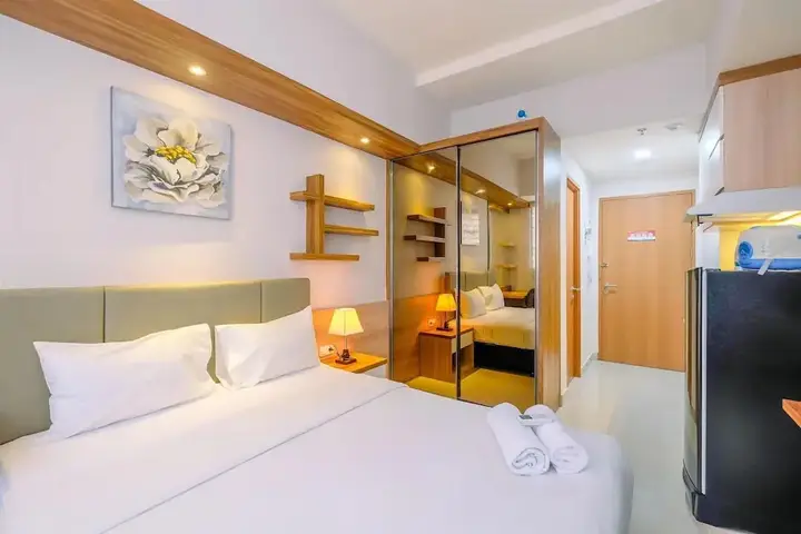 Elegant Studio At Evenciio Apartment Margonda — фото 4