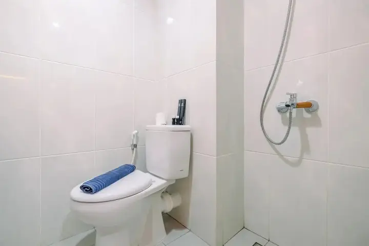 Депок: Elegant Studio At Evenciio Apartment Margonda