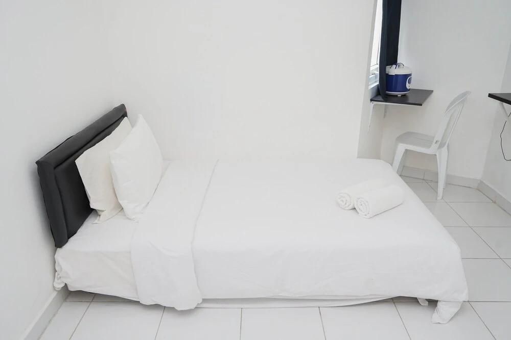 Тангеранг: Comfort Studio No Kitchen Apartment At Aeropolis Residence