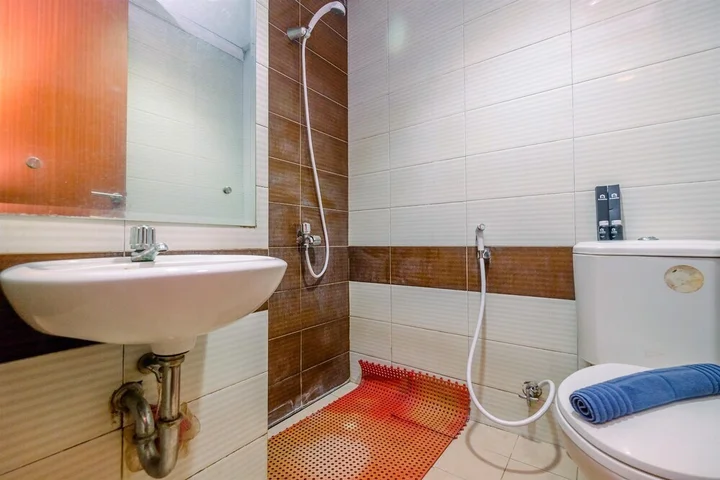 Депок: Comfy And Tidy Studio Apartment Margonda Residence 3 Near Campus Area
