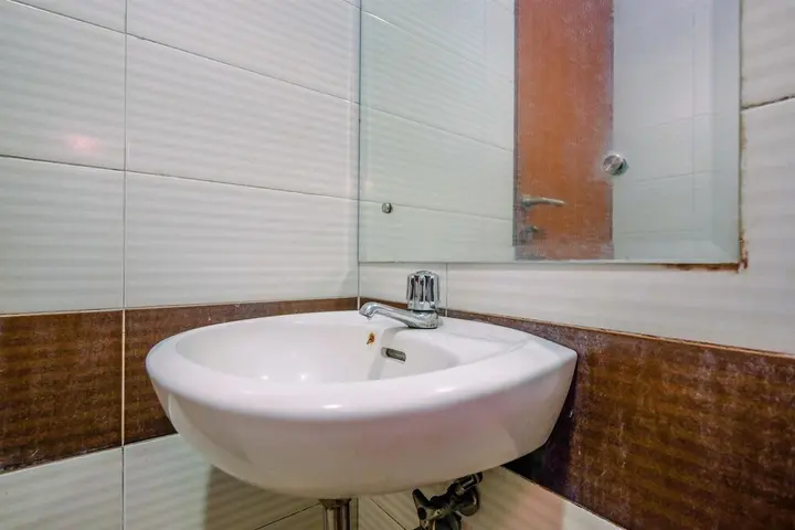 Депок: Comfy And Tidy Studio Apartment Margonda Residence 3 Near Campus Area